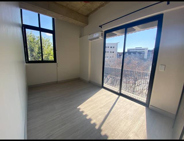 1 BEDROOM APARTMENT FOR SALE IN SANDTON CENTRAL